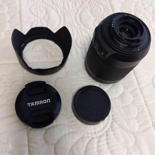 Tamron 200 6 - f/3.5-6.3, zoom