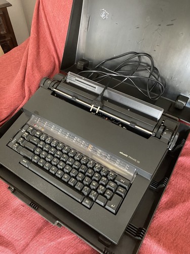 Macchina scrivere olivetti - macchina, da
