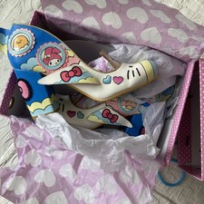 Décolleté Hello Kitty 👠