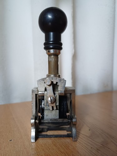 Timbro numeratore automatico