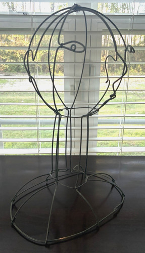 Busto vintage filo stile - in,