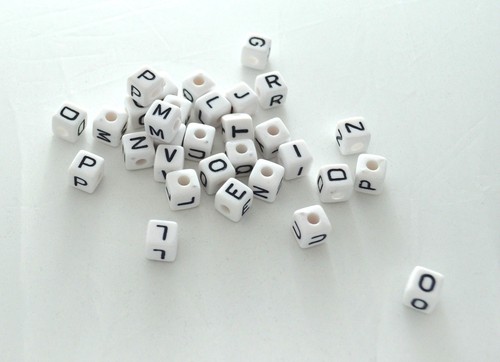 Perle alphabet blanche cube - perle,