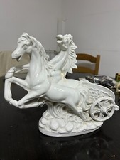 Meravigliosa Statua in