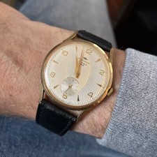 Vintage mens MONDIA manual