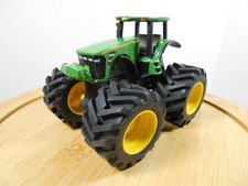 trattore agricolo agricolo