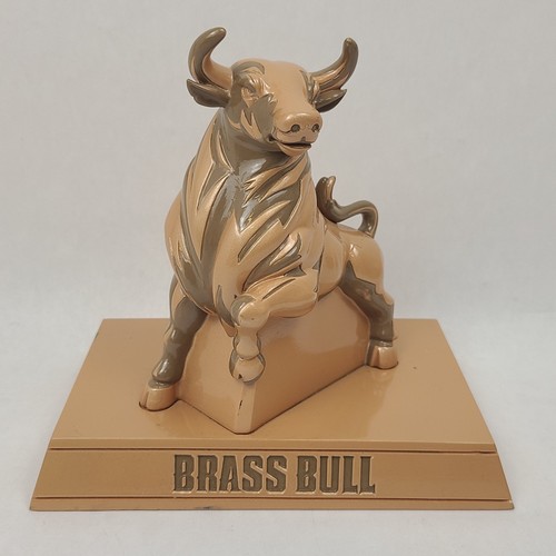 Statua birra toro ottone