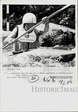 Press Photo Kayak racer at