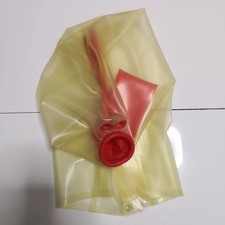  Maschera in gomma con