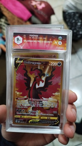 Moltres galarv gold astri - moltres,