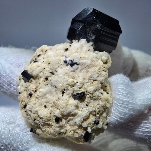 Tormalina schorl rara - rara, su