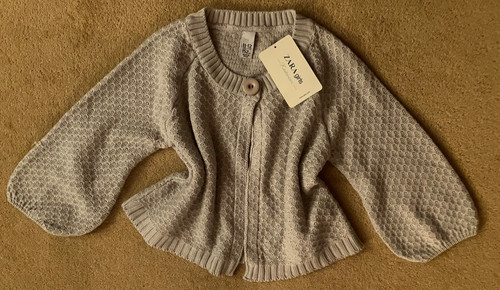 Cardigan nuovo con etichette
