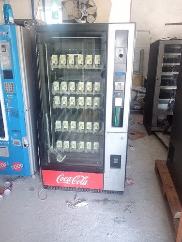 Distributore automatico - automatico, di