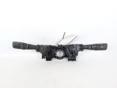 17f852 devioluci toyota auris - toyota,