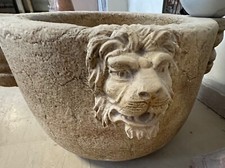 ANTICO MORTAIO IN MARMO con