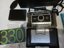 Polaroid 330 Land Camera con