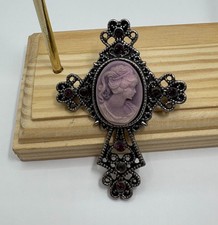 Condividi Spilla in stile