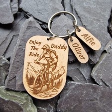 PERSONALISED HANDMADE MTB WOODEN KEYRING - MOUNTAIN BIKE ACCESSORY DADDY DAD MTB