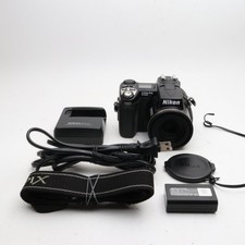 Nikon Coolpix 5700 fotocamera compatta Giappone