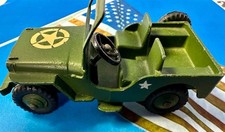 DINKY TOYS-WILLYS ARMY