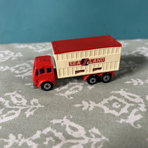 Vintage matchbox mercedes - matchbox,