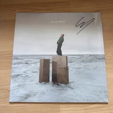 Cian Ducrot - Victory Signed