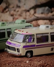 MK 1:64 giallo HEC GMC motore