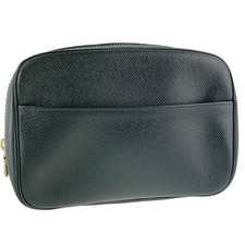 Louis Vuitton Taiga Accessorio