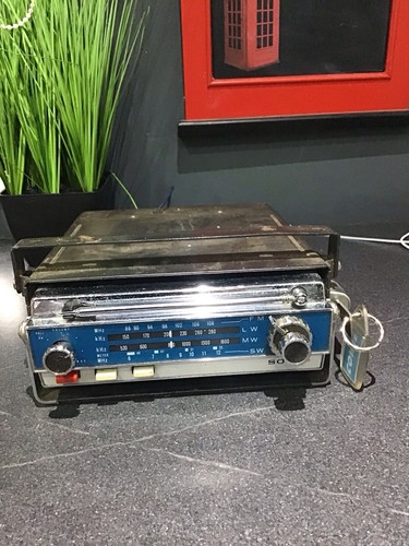 Autoradio portatile vintage