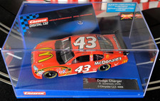 Carrera Digital 132 30499 Nascar Dodge Charger Reed Sorenson 2009 NUOVO in confezione originale