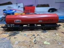 Carro cisterna a carrelli tipo UAH delle FS scala H0, Lima