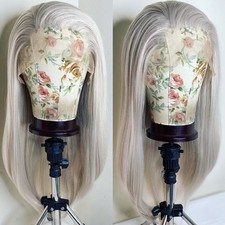 Parrucca bianca grigia a