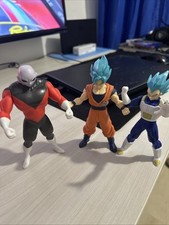 Set DragonBall Super Goku Vegeta Jiren uovo Kinder Pasqua 2024