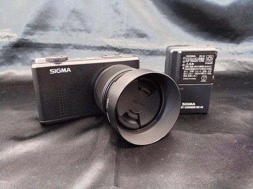 Fotocamera digitale modello