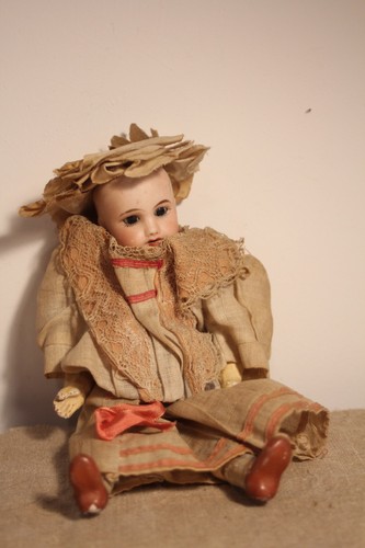 Ancienne poupée mignonette - ancienne,
