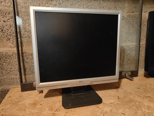 Monitor acer esterno - acer,