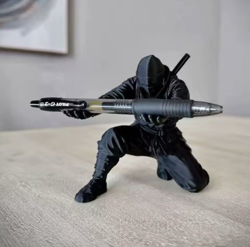 Porta penna ninja resina - penna,