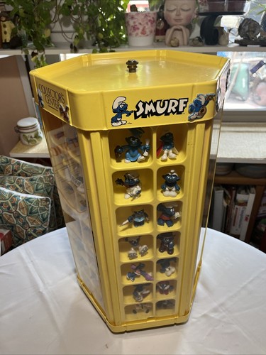 Smurf store display - smurf,