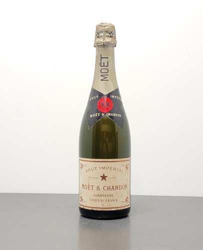 Champagne moet chandon 1960s - &,