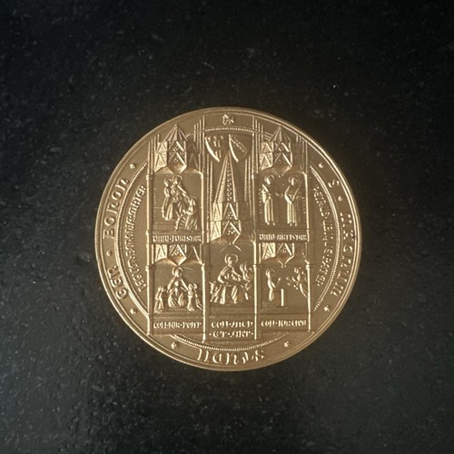 Medaglia commemorativa dorata