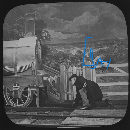 Photo level crossing - no8, c1890