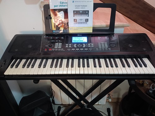 Tastiera musicale usata - musicale,
