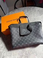 Louis Vuitton  Louis Vuitton