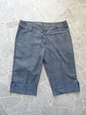 Pantaloni donna stretti corti