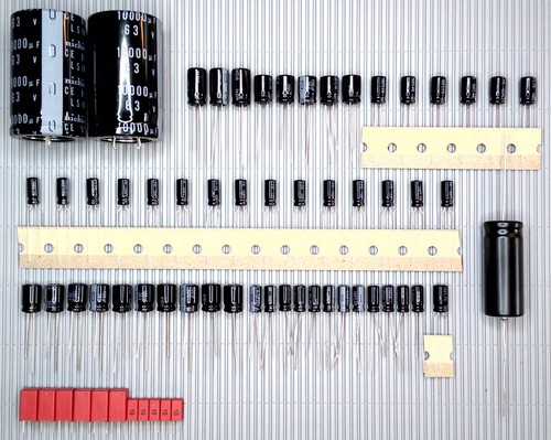 Set condensatore elettrolitico