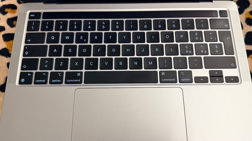 Apple macbook pro - apple,