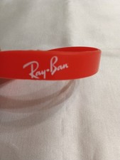 Braccialetto Di Gomma.Ray-Ban.Da Polso.Usato.Colore Rosso.