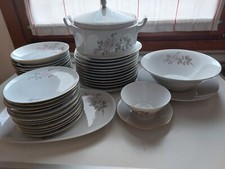 servizio piatti porcellana anni '60 con fiore grigio Feines porzellain Bavaria