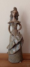 DAMINA IN CERAMICA MARIA DE