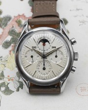 Universal Geneve Tri-Compax