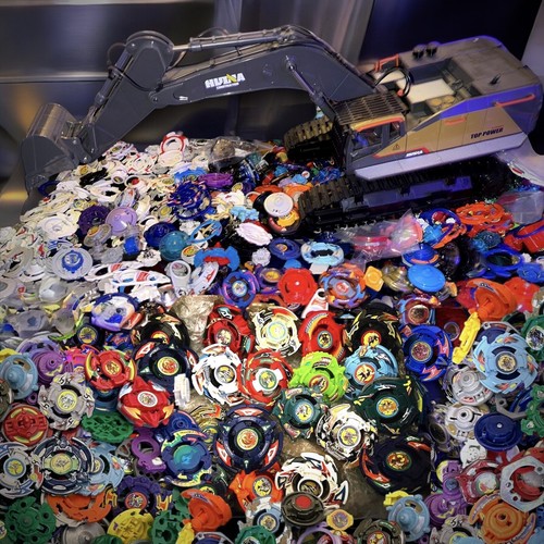 Beyblade ricambi originali